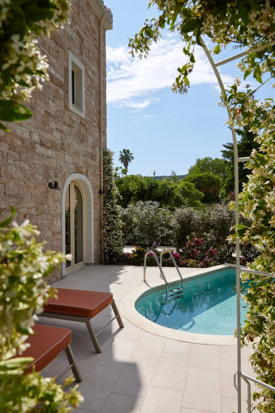 Aura Suite with Private Pool (Annex Building)