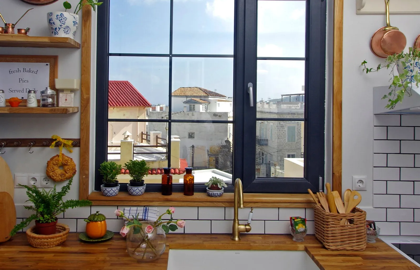 Arion Apartment 2021 (Ermoupoli Center)