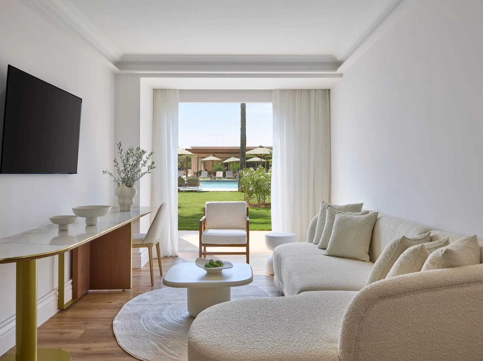 Deluxe Suite Sea Front Palm Gardens