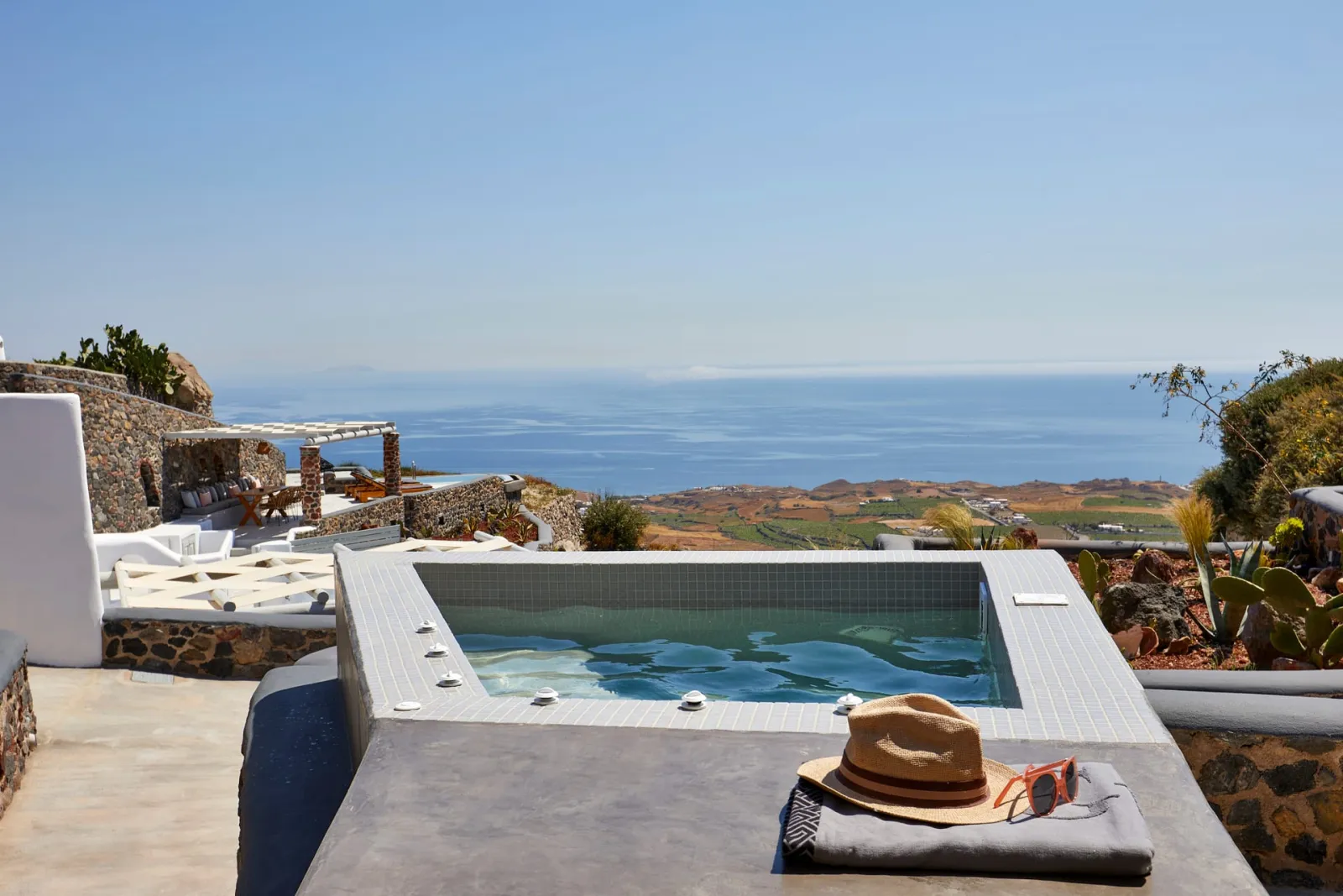 El Verano Suites | Superior Villa with Hot Tub (Lavanda)