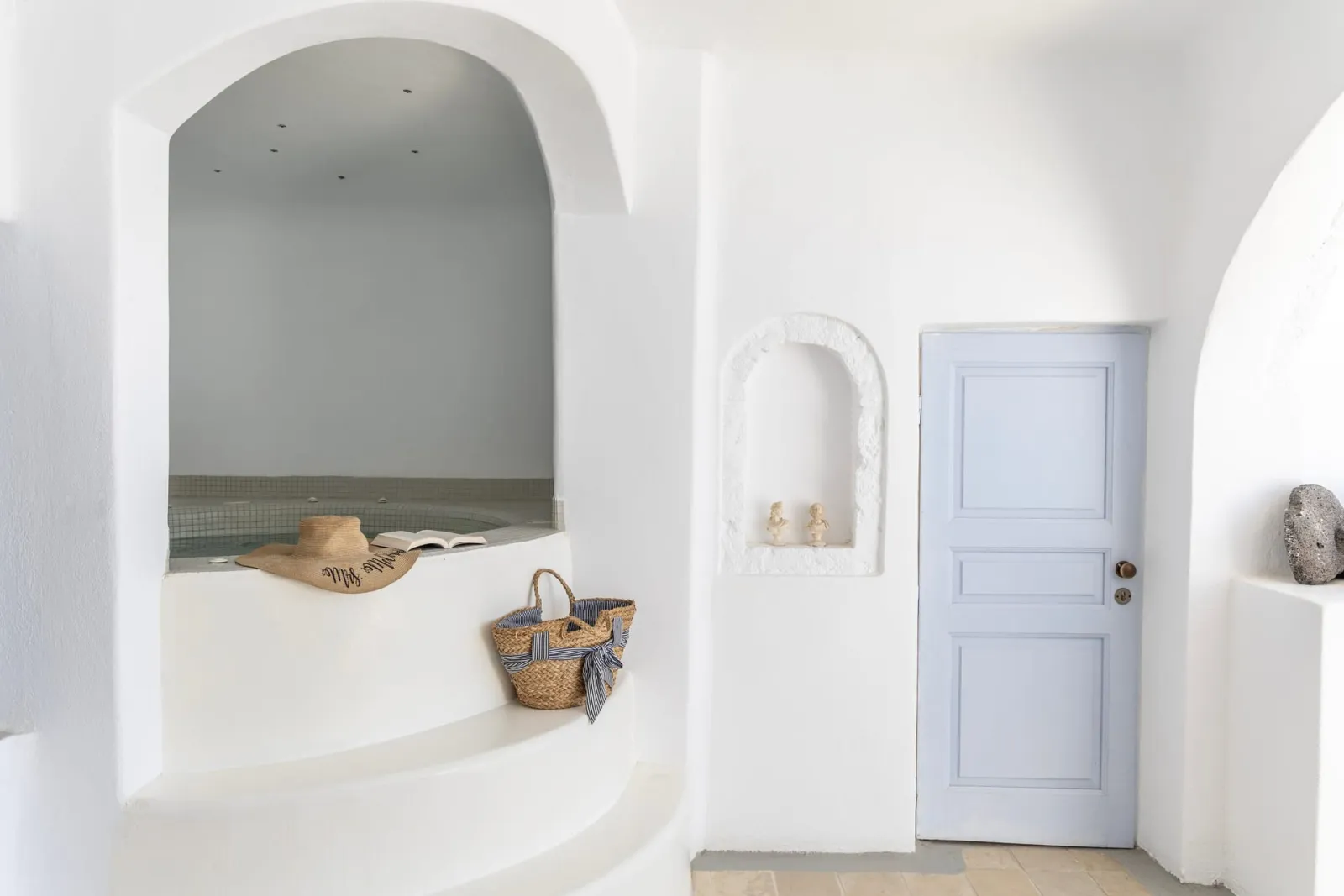 El Verano Sunset | Two Bedroom Villa with Outdoor Jacuzzi Caldera View