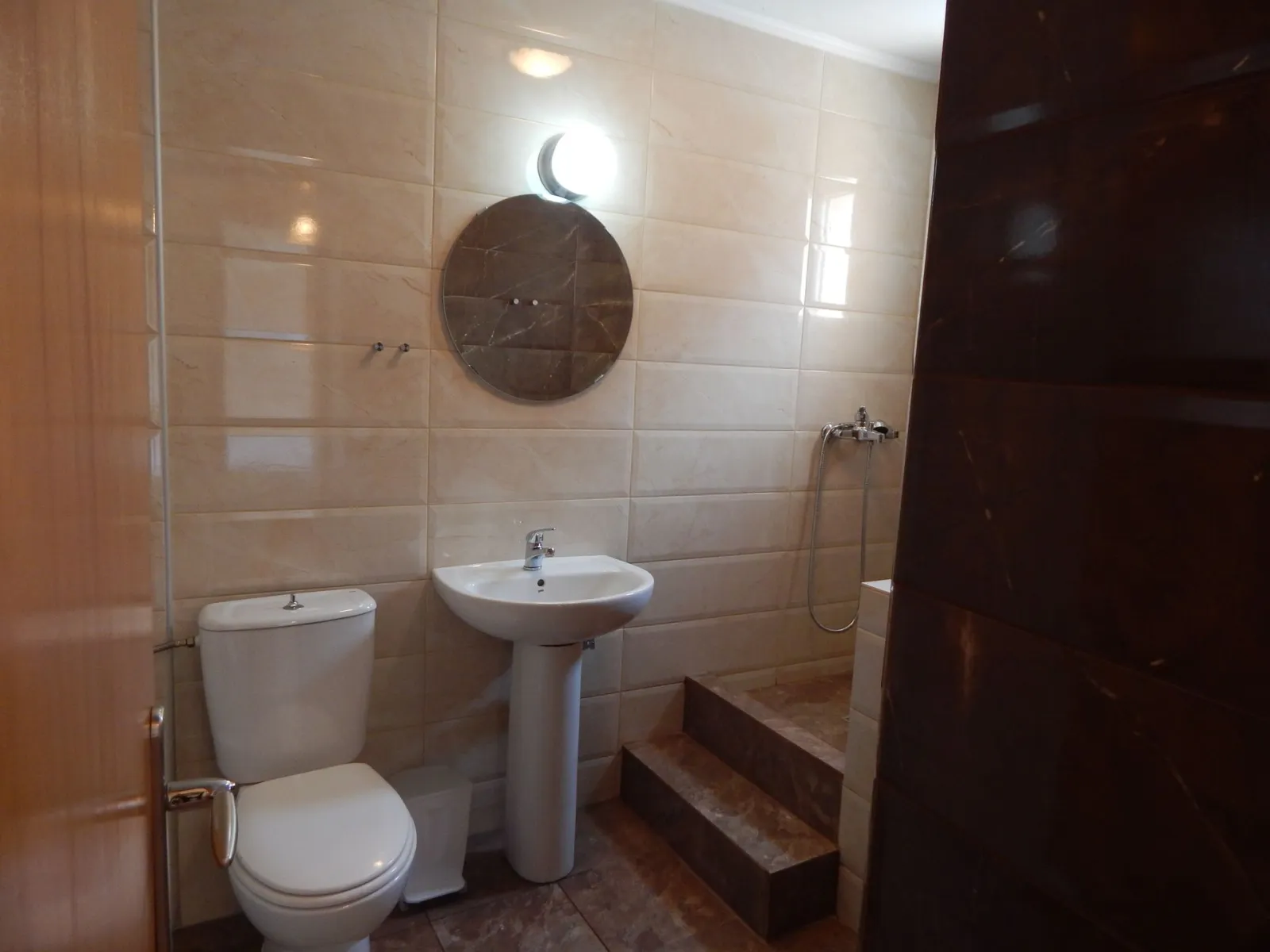 Kripis House Villa