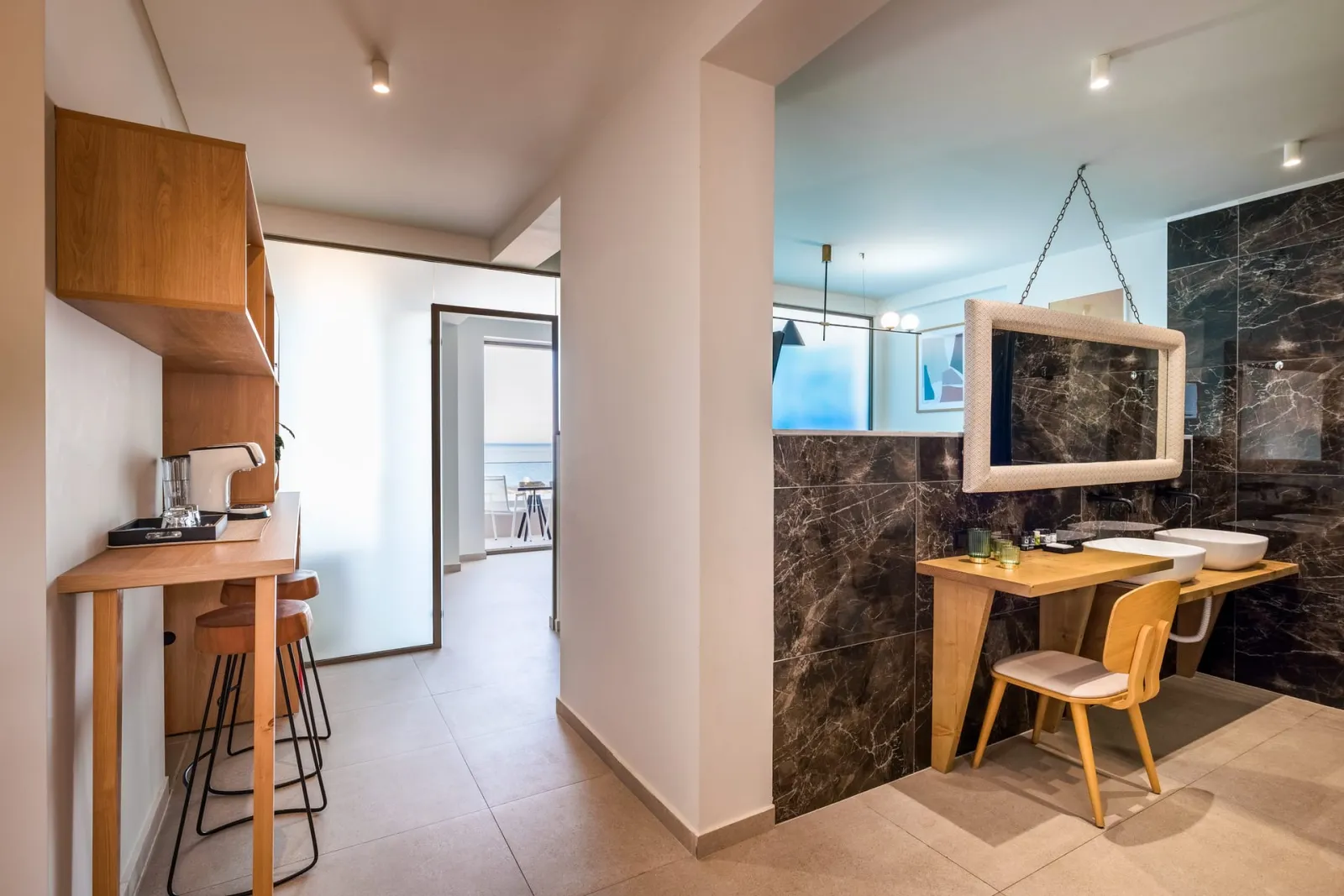 One bedroom deluxe junior Suite with jacuzzi