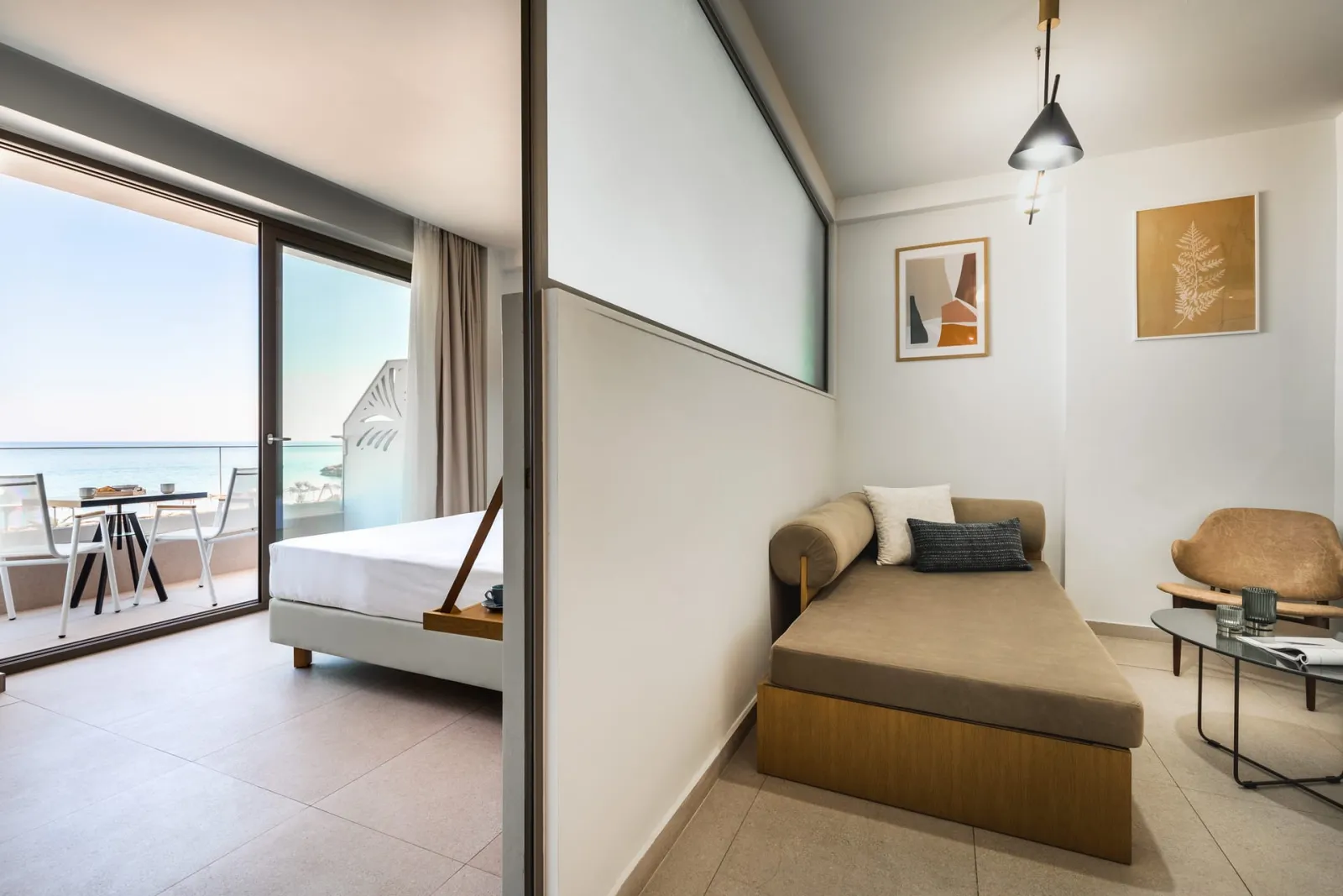 One bedroom deluxe junior Suite with jacuzzi