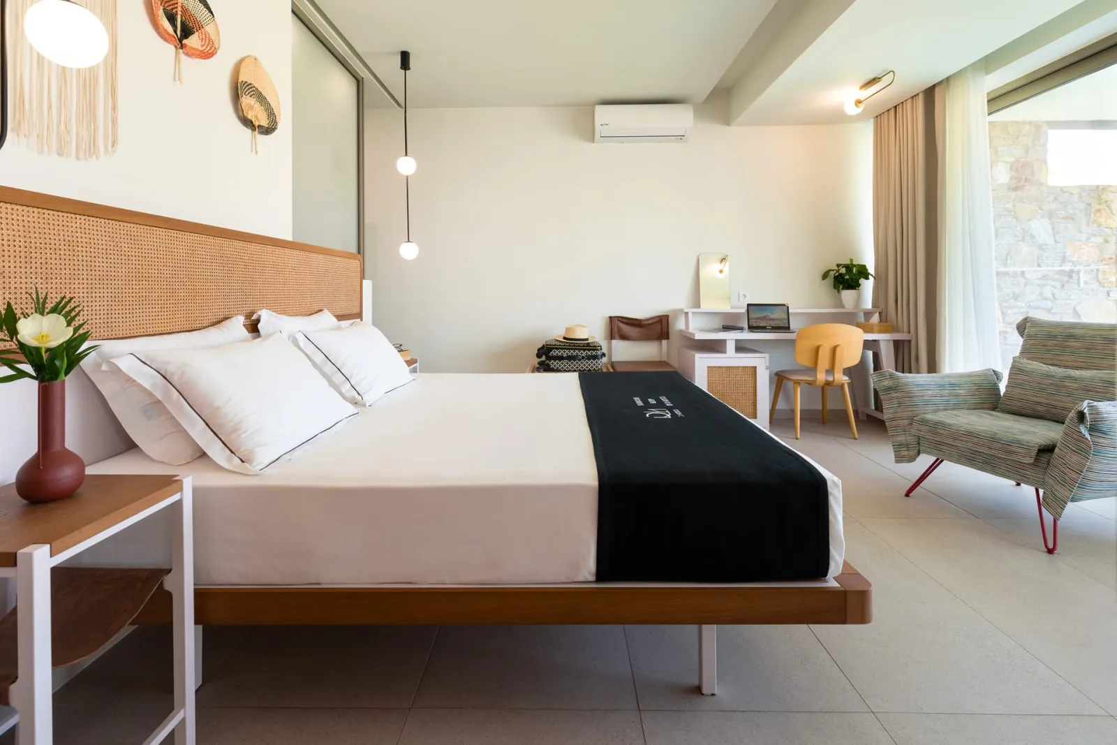 Residence suite with private pool and outdoor jacuzzi