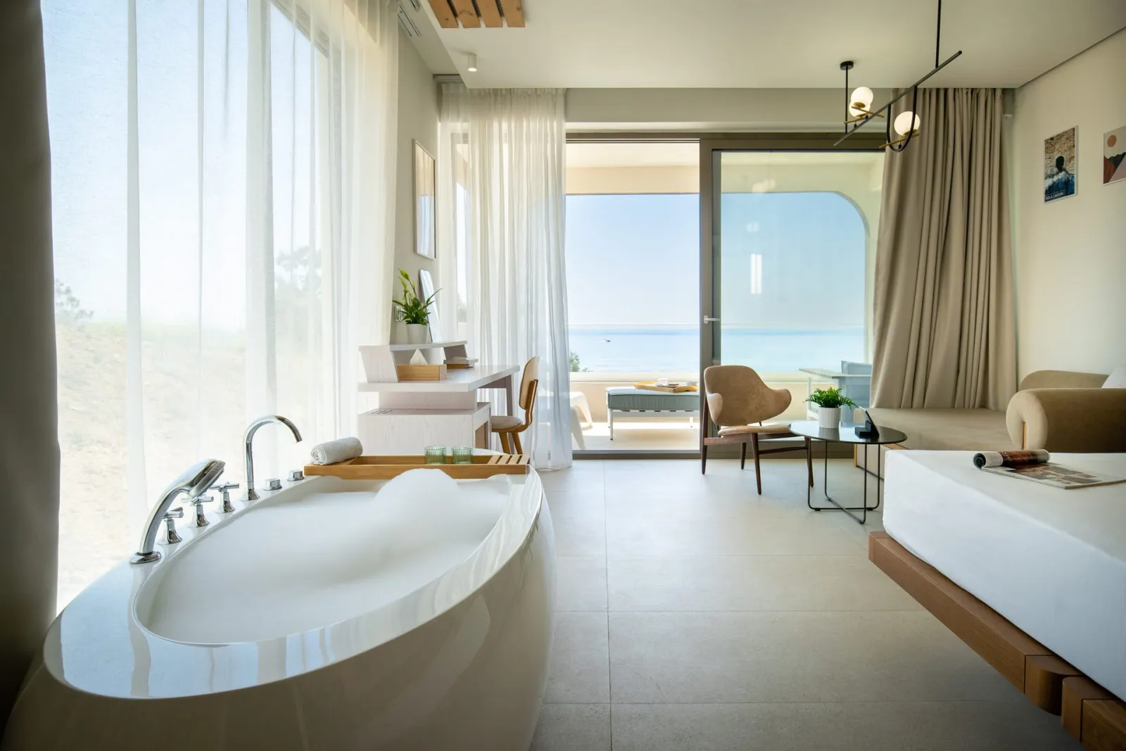 Residence suite with indoor jacuzzi and private pool