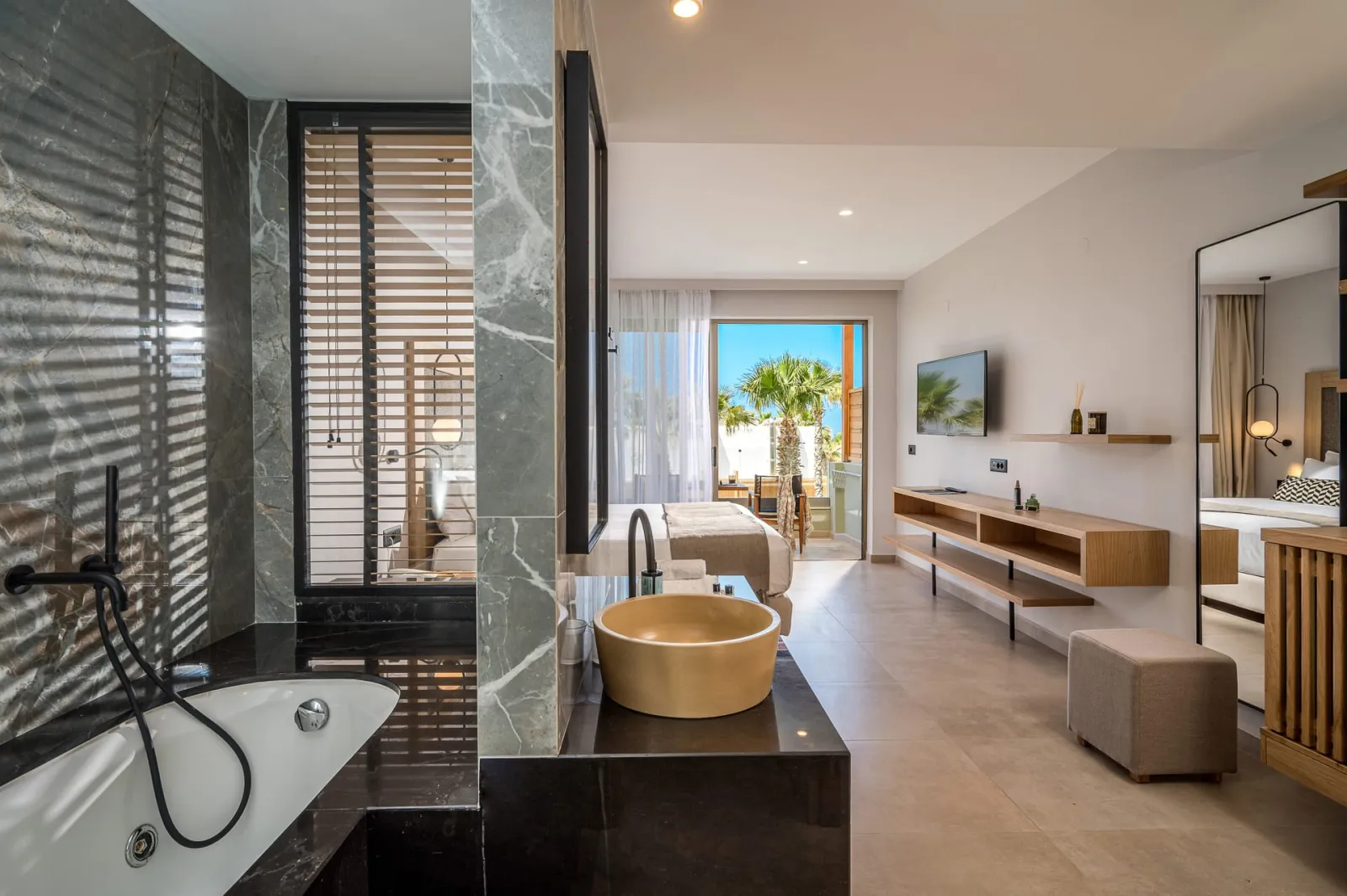 Double room with Hot Tub