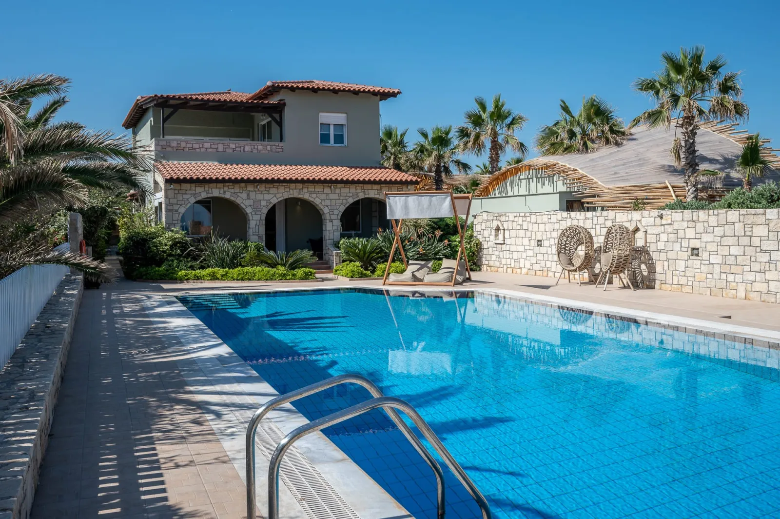 Grand Villa Maisonette Private Pool
