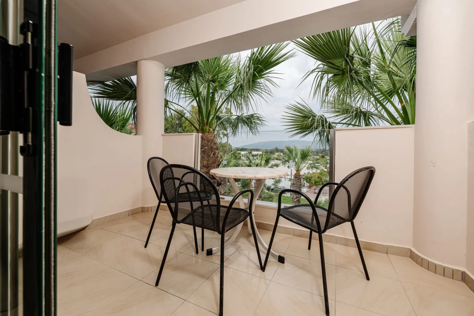 One bedroom apartment