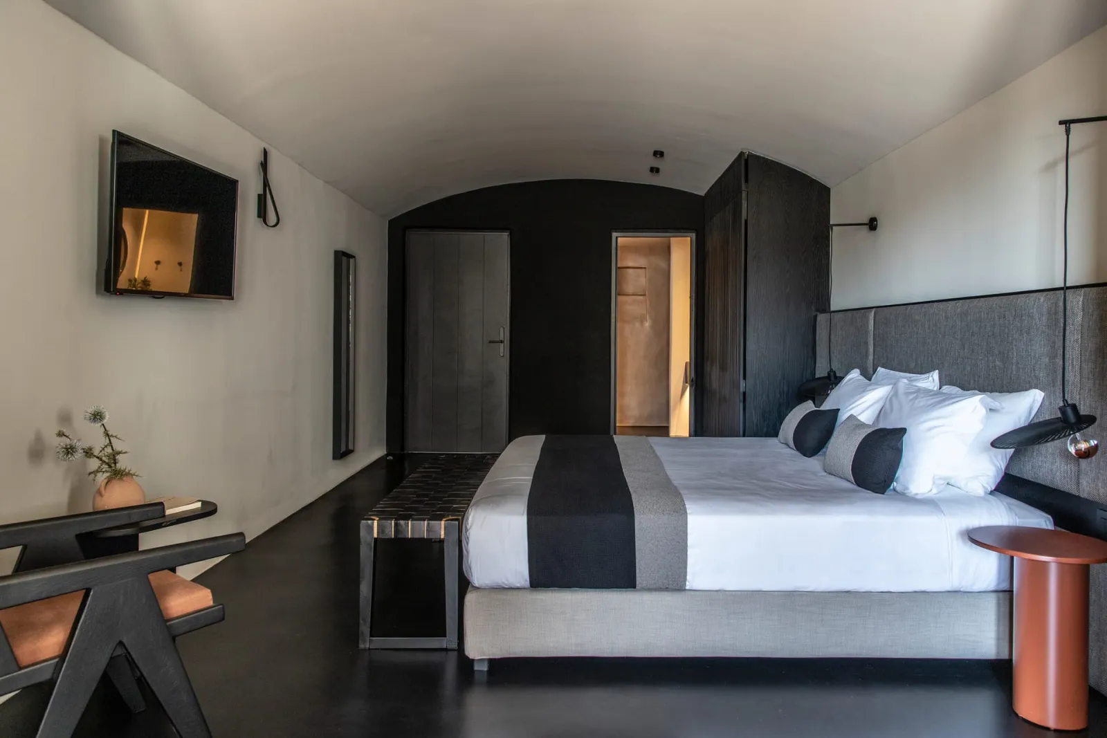 Secret Suite with Infinity Hot Tub