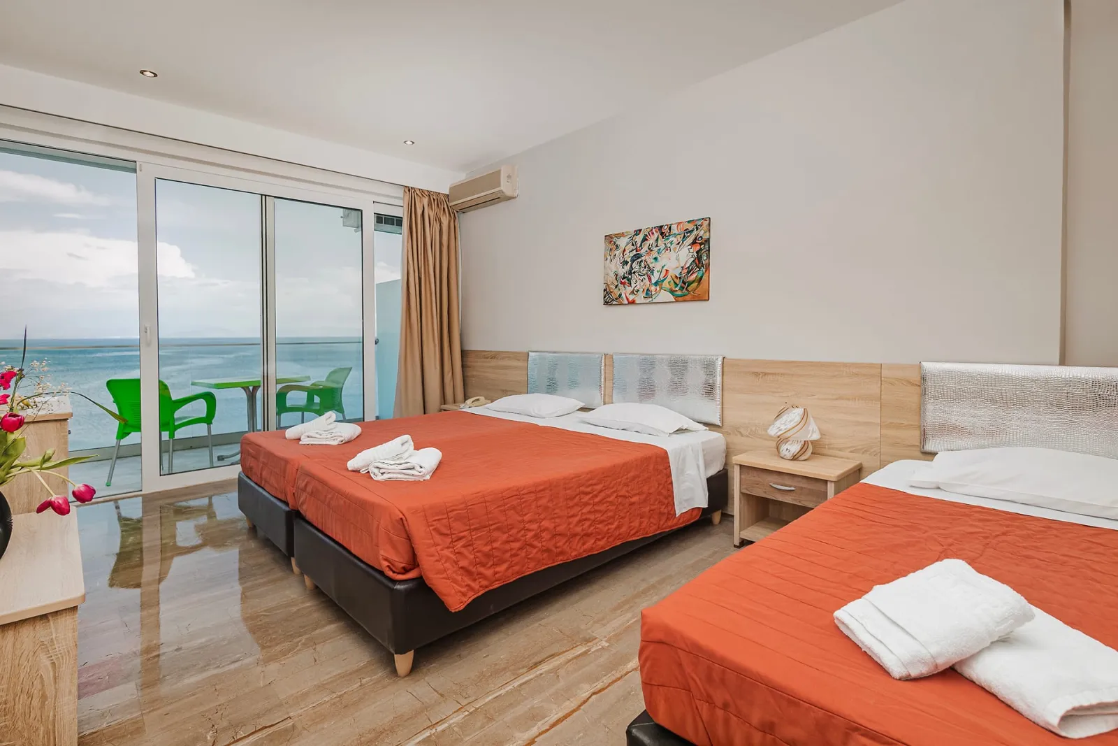 SUPERIOR TRIPLE SEA VIEW 4th FLOOR