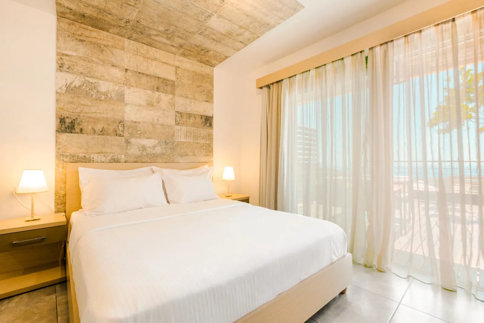 Executive Two-Bedroom Apartment with Sea View