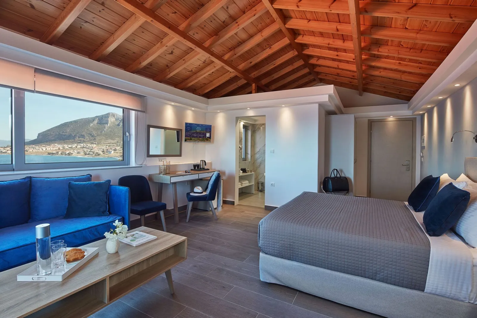 Signature Suite Sea View