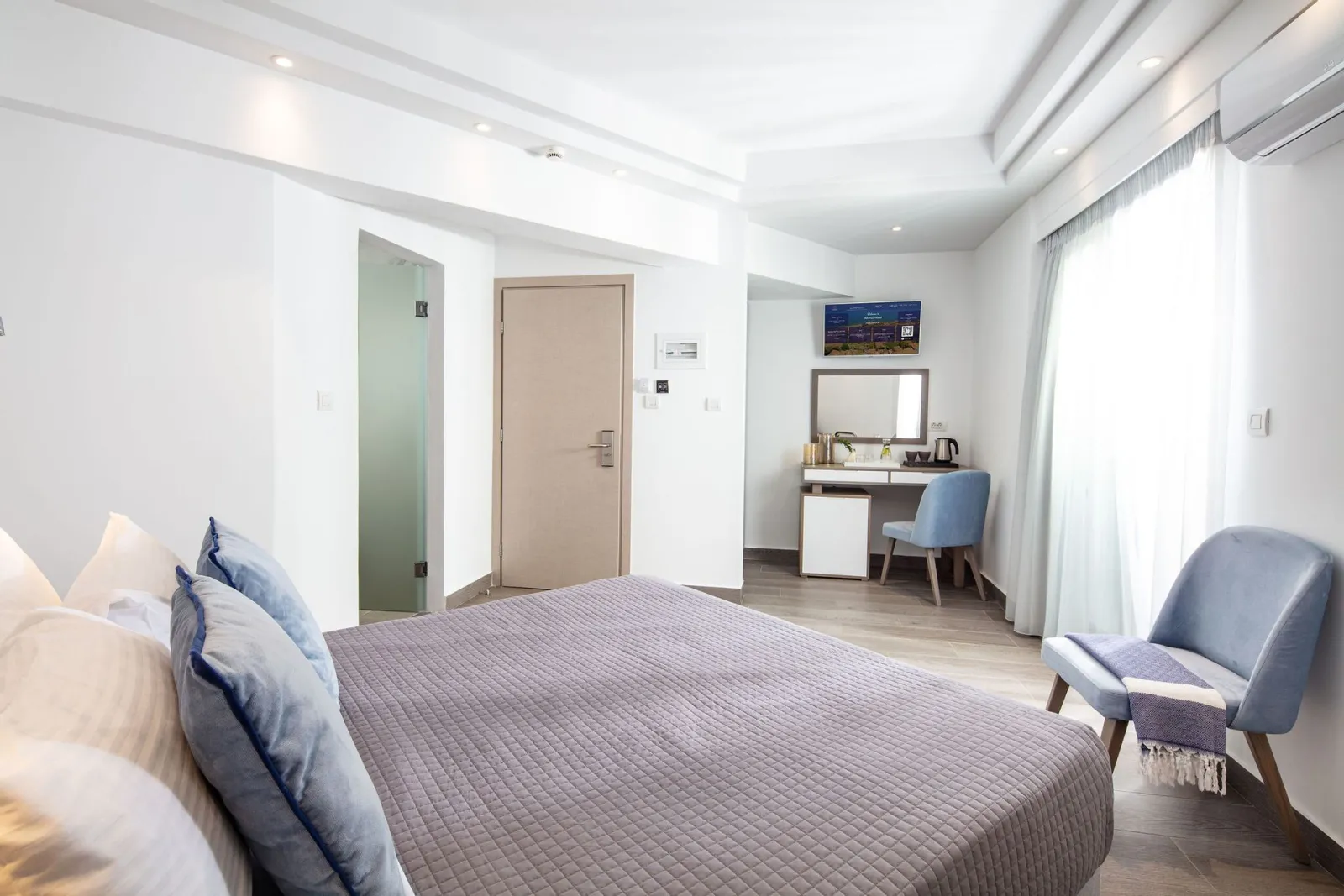 Standard Double Room Partial Sea View