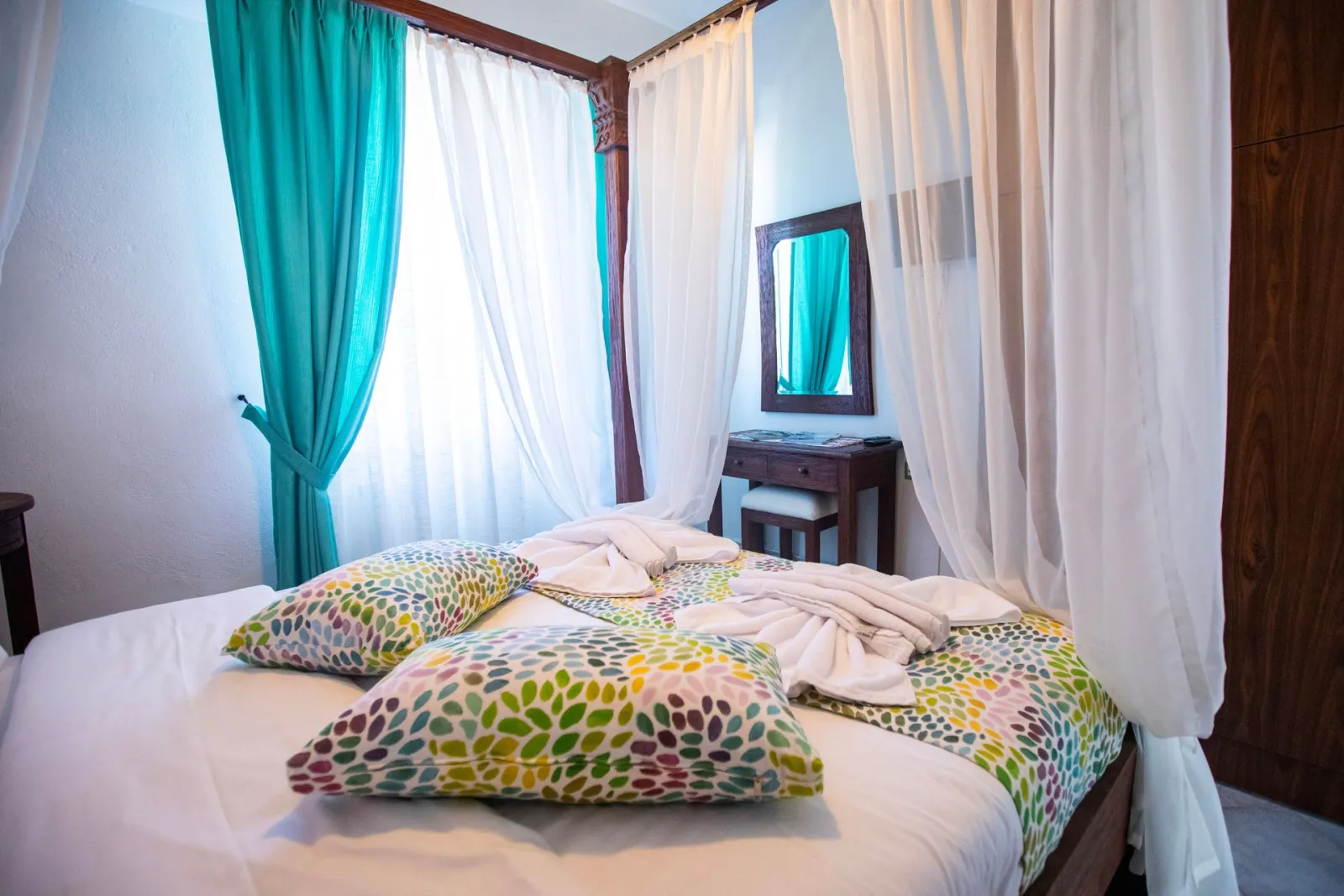 Superior One Bedroom Apartment with Garden View | Bougainvillea