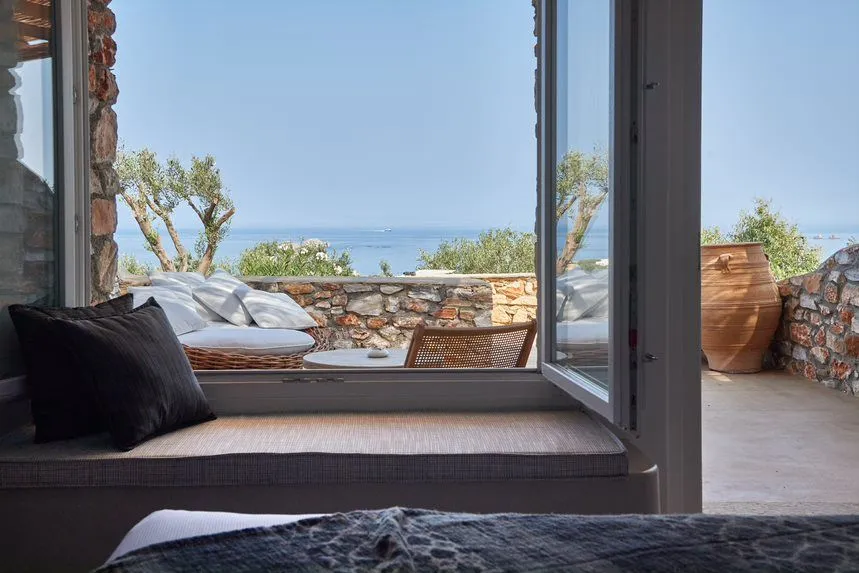 Cave Double Sea View Outdoor Hot Tub
