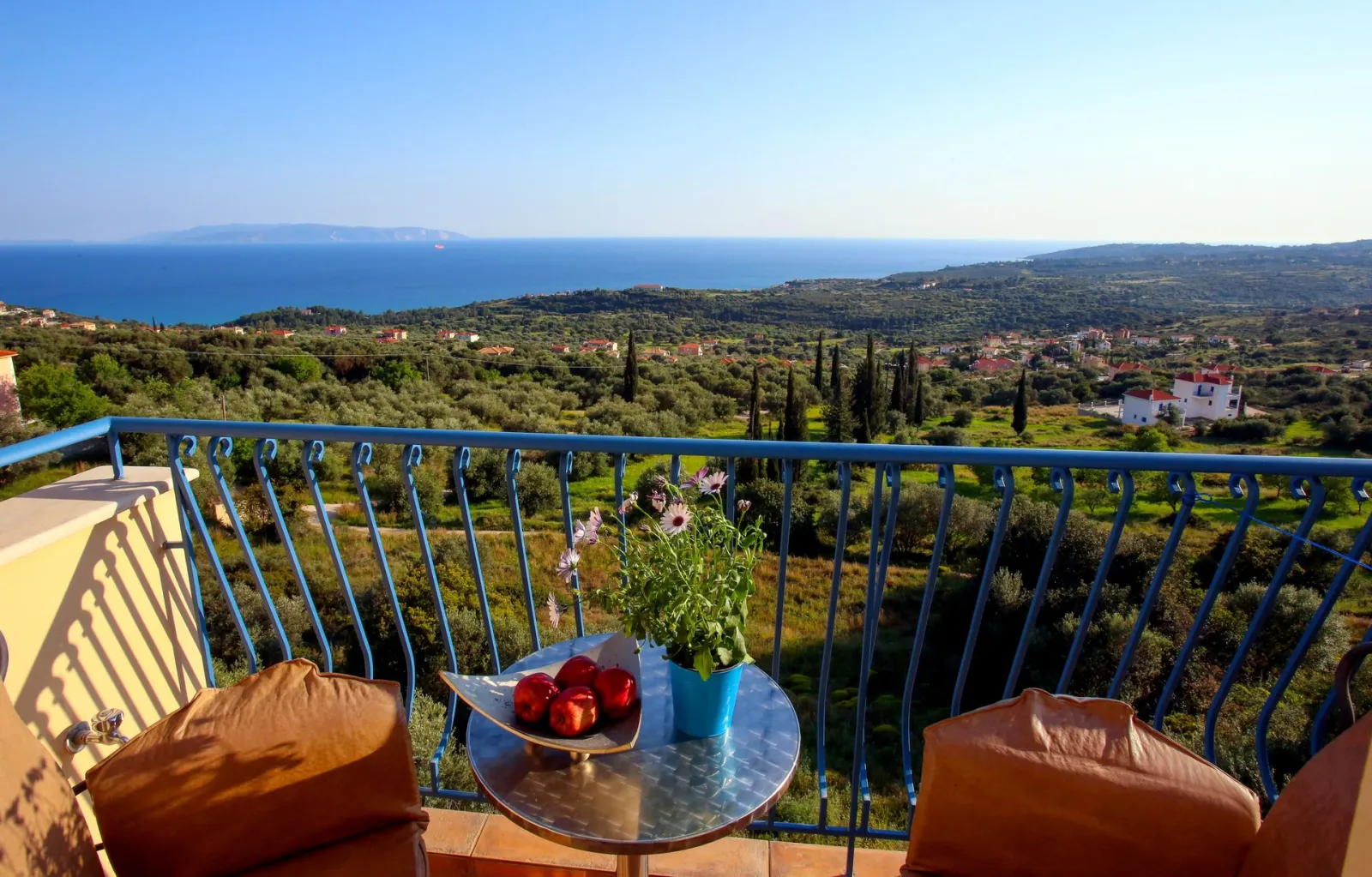 Studio with Sea View