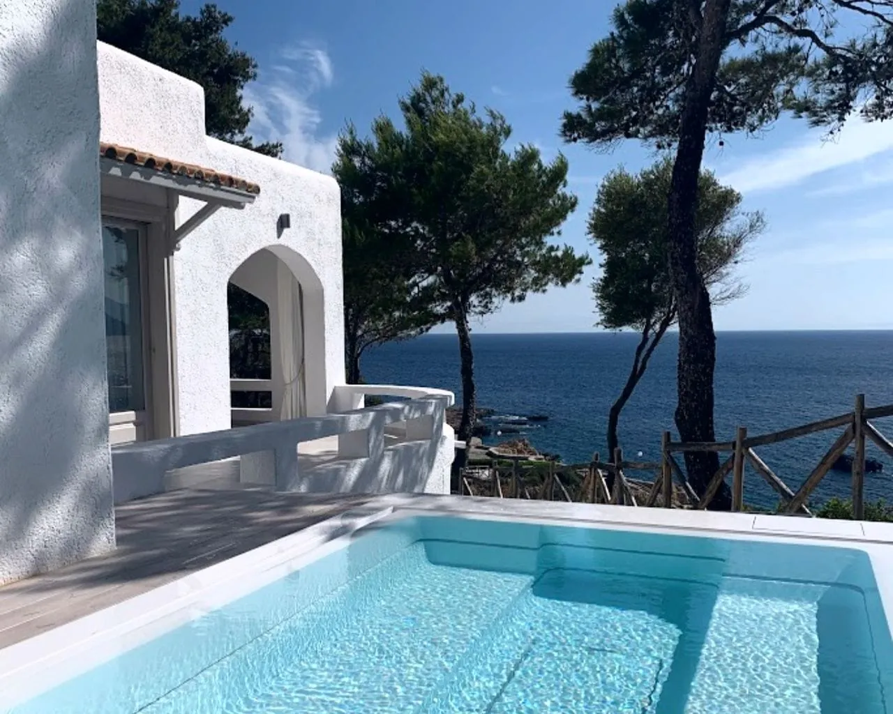 Two Bedroom Suite with Private Jacuzzi