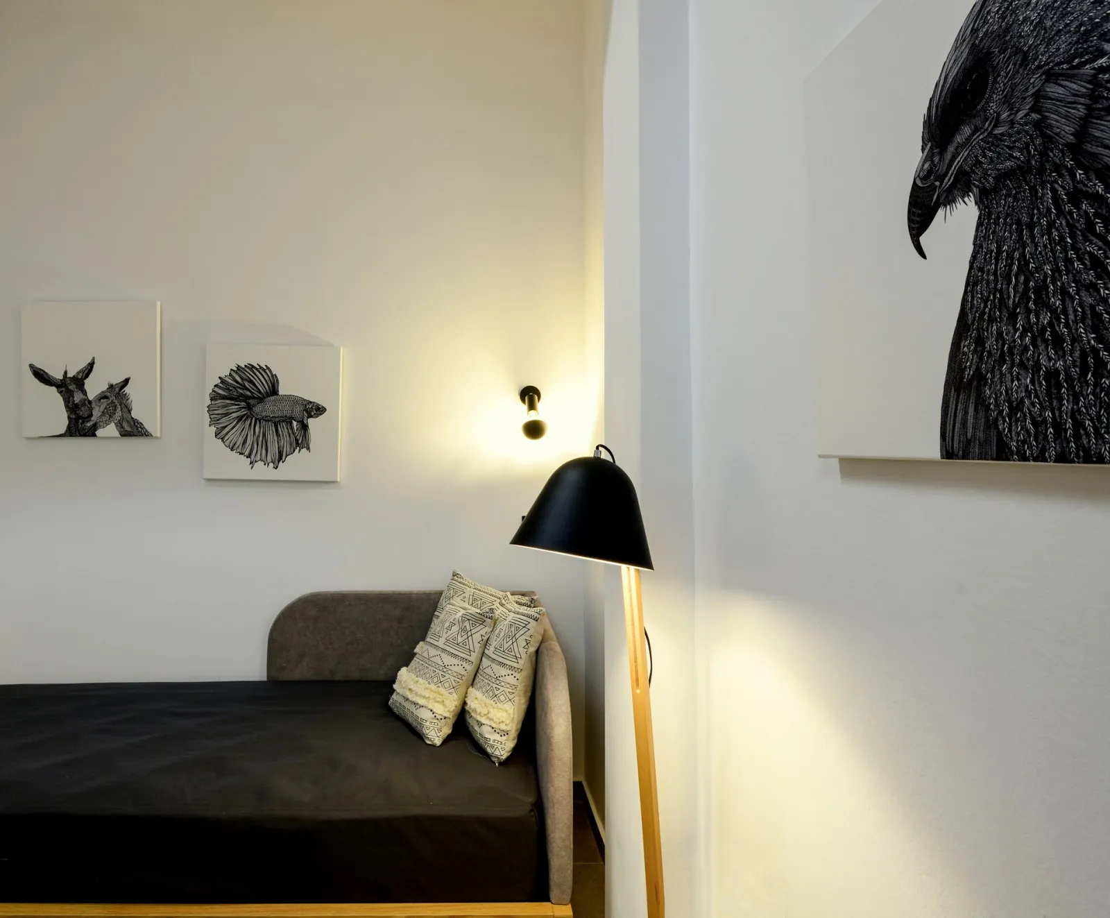 Superior Triple Room White Tower View