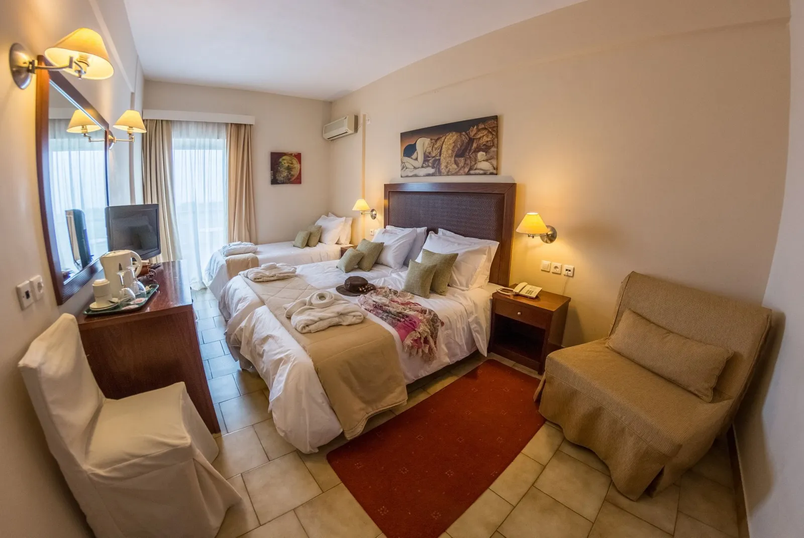 Triple Room