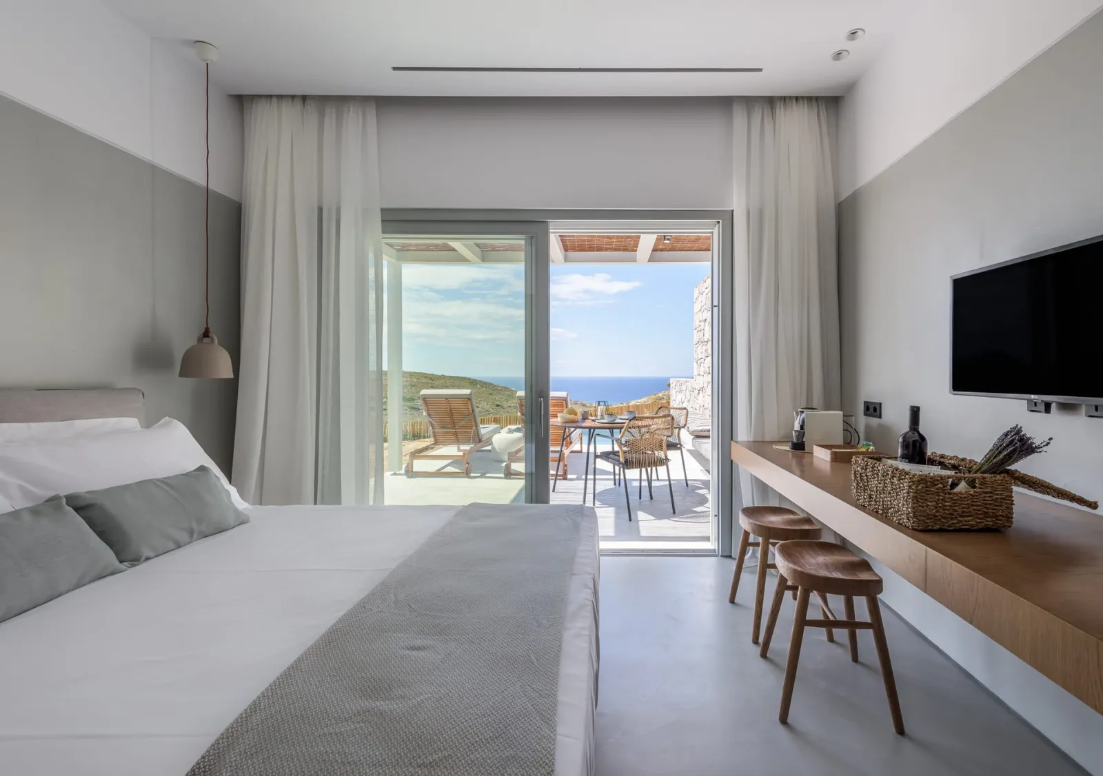 Honeymoon Suite with Private Pool