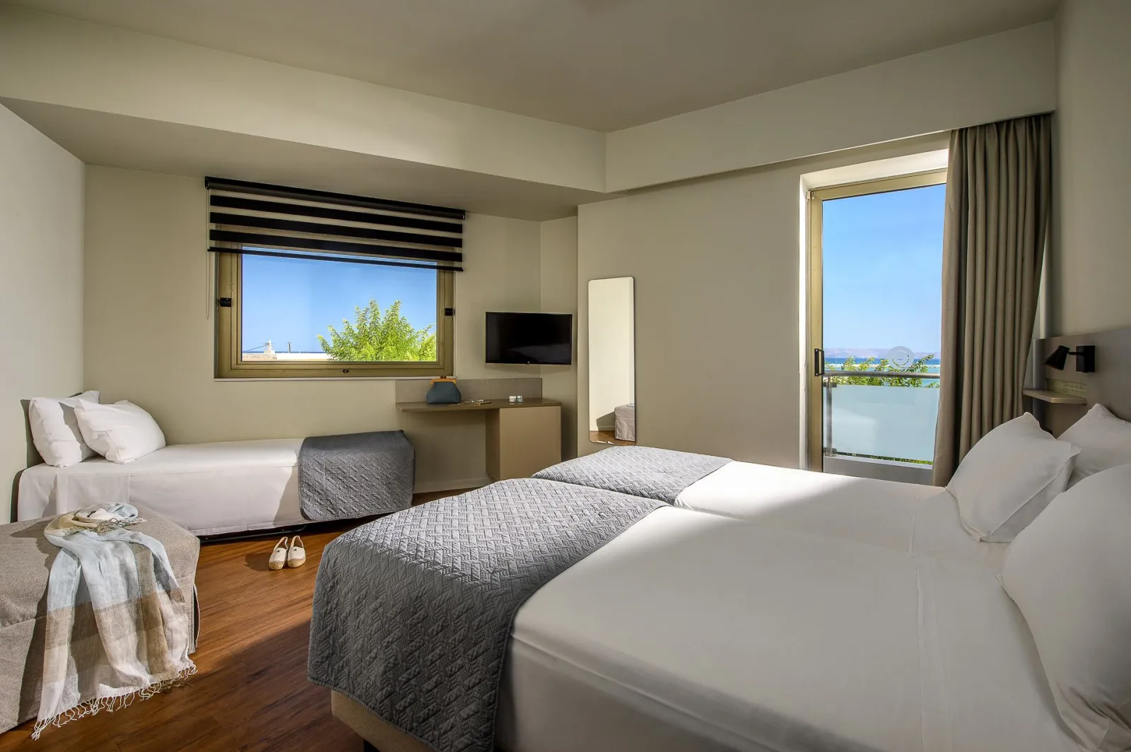 Triple Room Sea View
