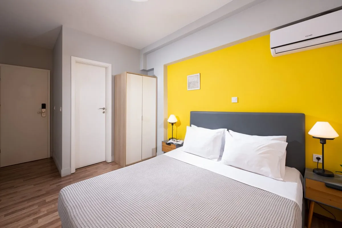 Standard Room | Shared kitchen &amp; Living area [12 m²]