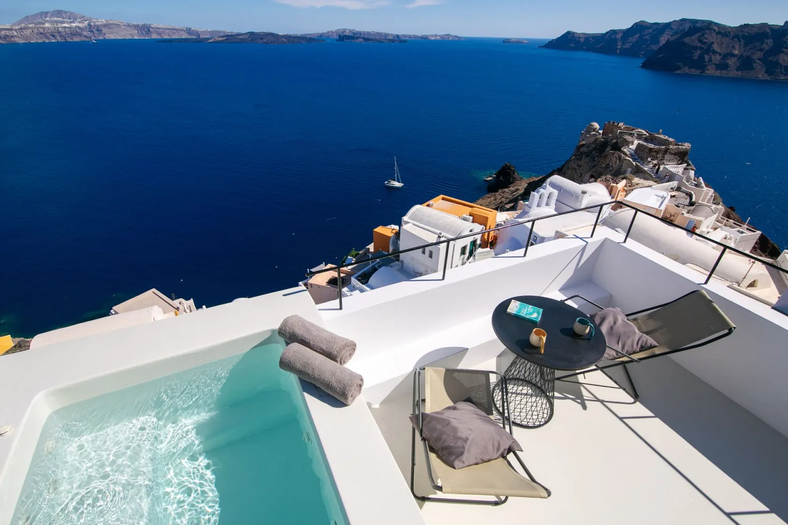 Platis Residence Villa with outdoor Hot Tub & indoor Hammam