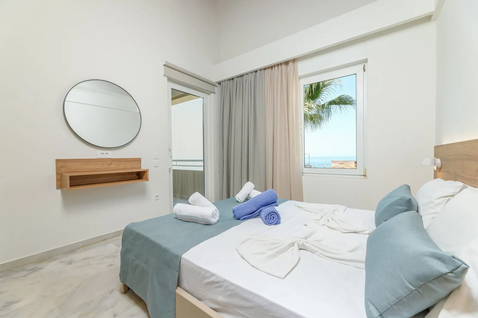 Family Sea View