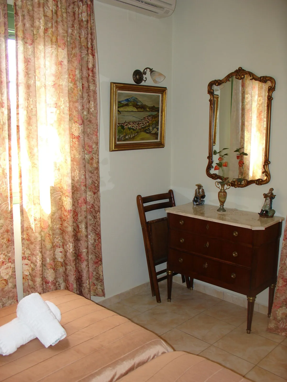 2-Bedroom Spa Bath | Villa Cleo
