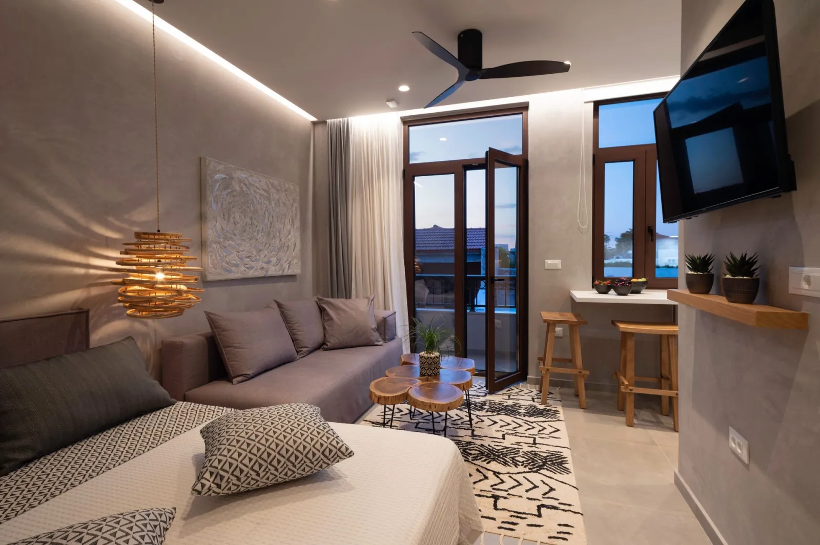 Junior Suite with Old Town View