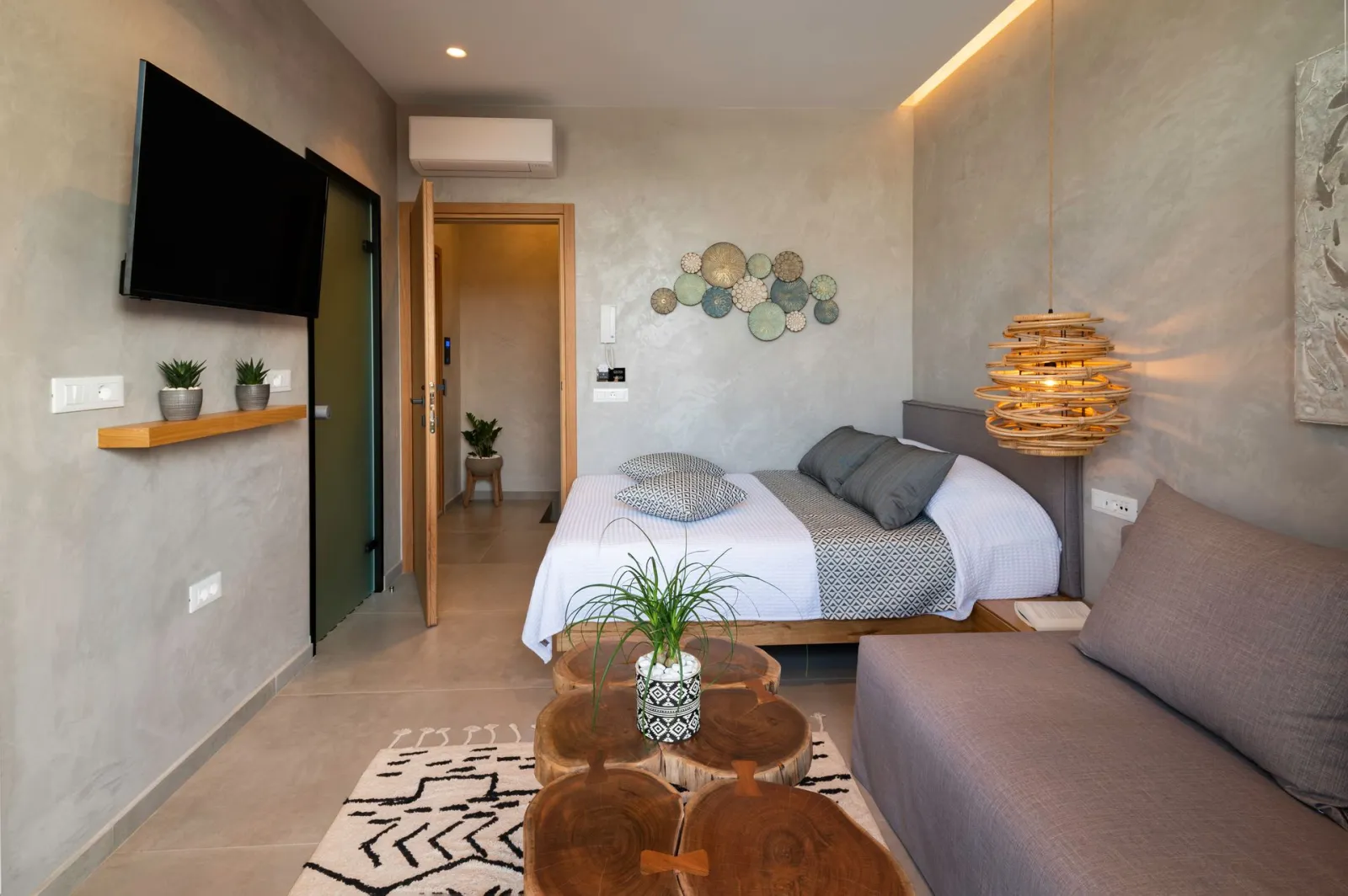 Junior Suite with Old Town View