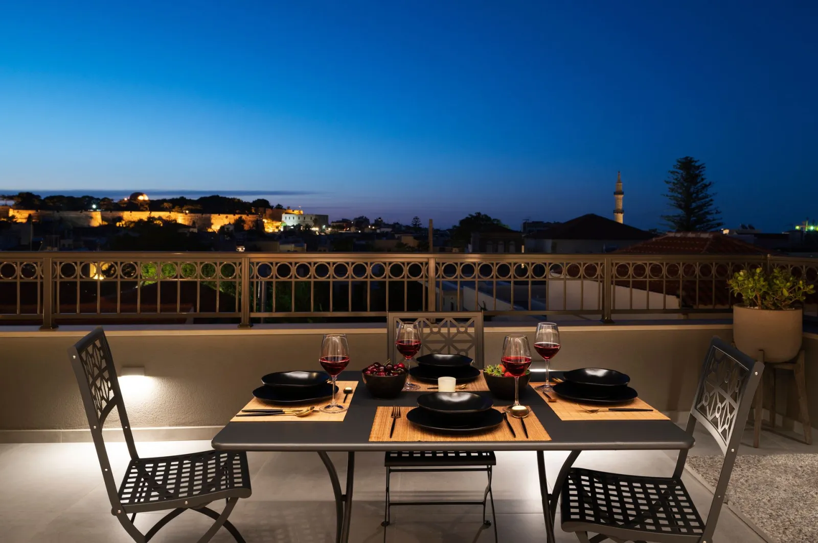 Superior Suite with Panoramic View