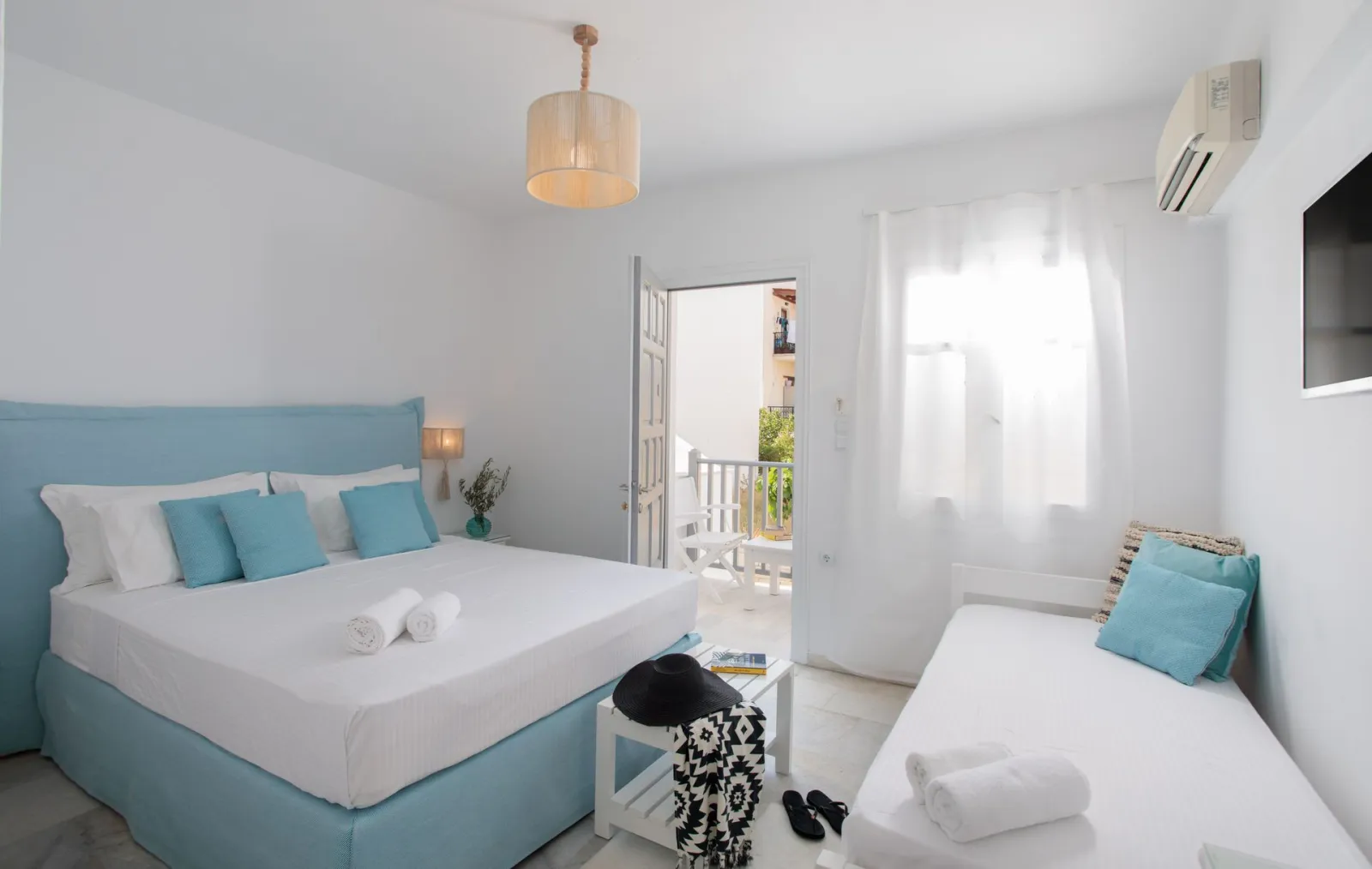 One Bedroom Triple Apartment