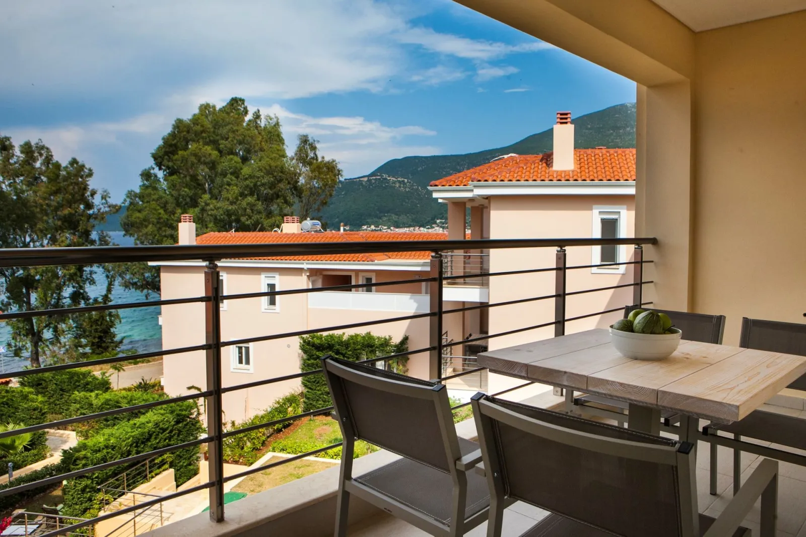 Partial Sea View Suite