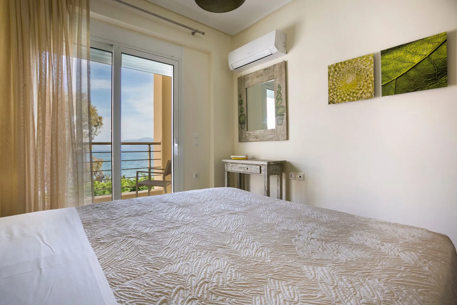 Sea View Suite