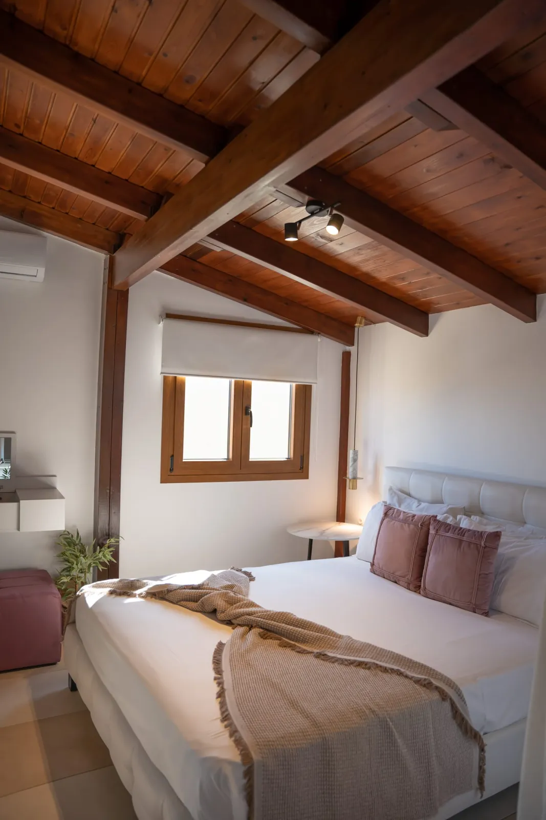 Μichalis Apartment with Outdoor Jacuzzi - Sea View | Rethymnon Town