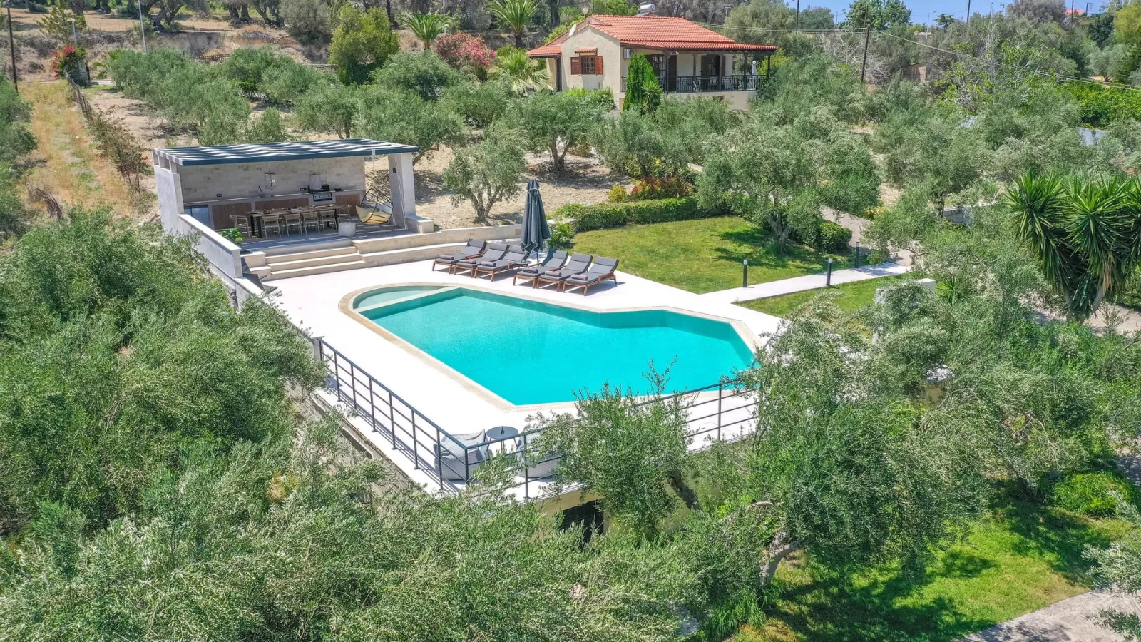 6 Bedroom | Lefkothea Villas Complex with Private Pool | Adele | Rethymno