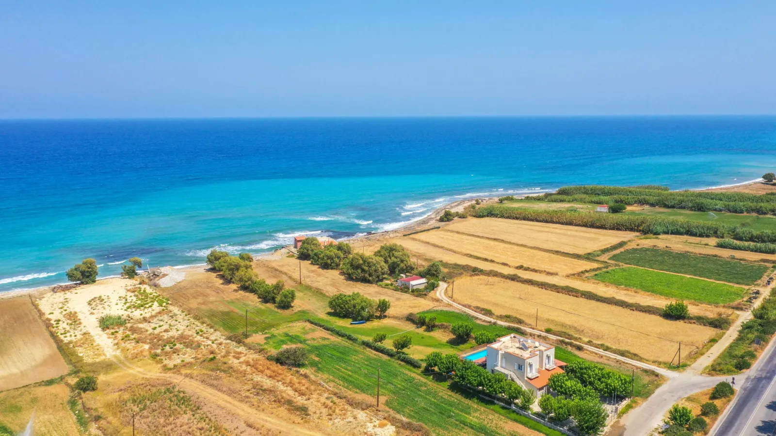 7 Bedroom | Αlkioni Beachfront Villas Complex with Private Pool | Dramia | Chania