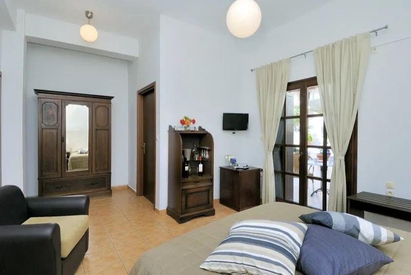 Standard room for 2 pers. - ground floor, pool view #1