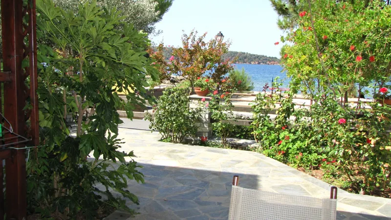Studio with sea view ground floor # 1