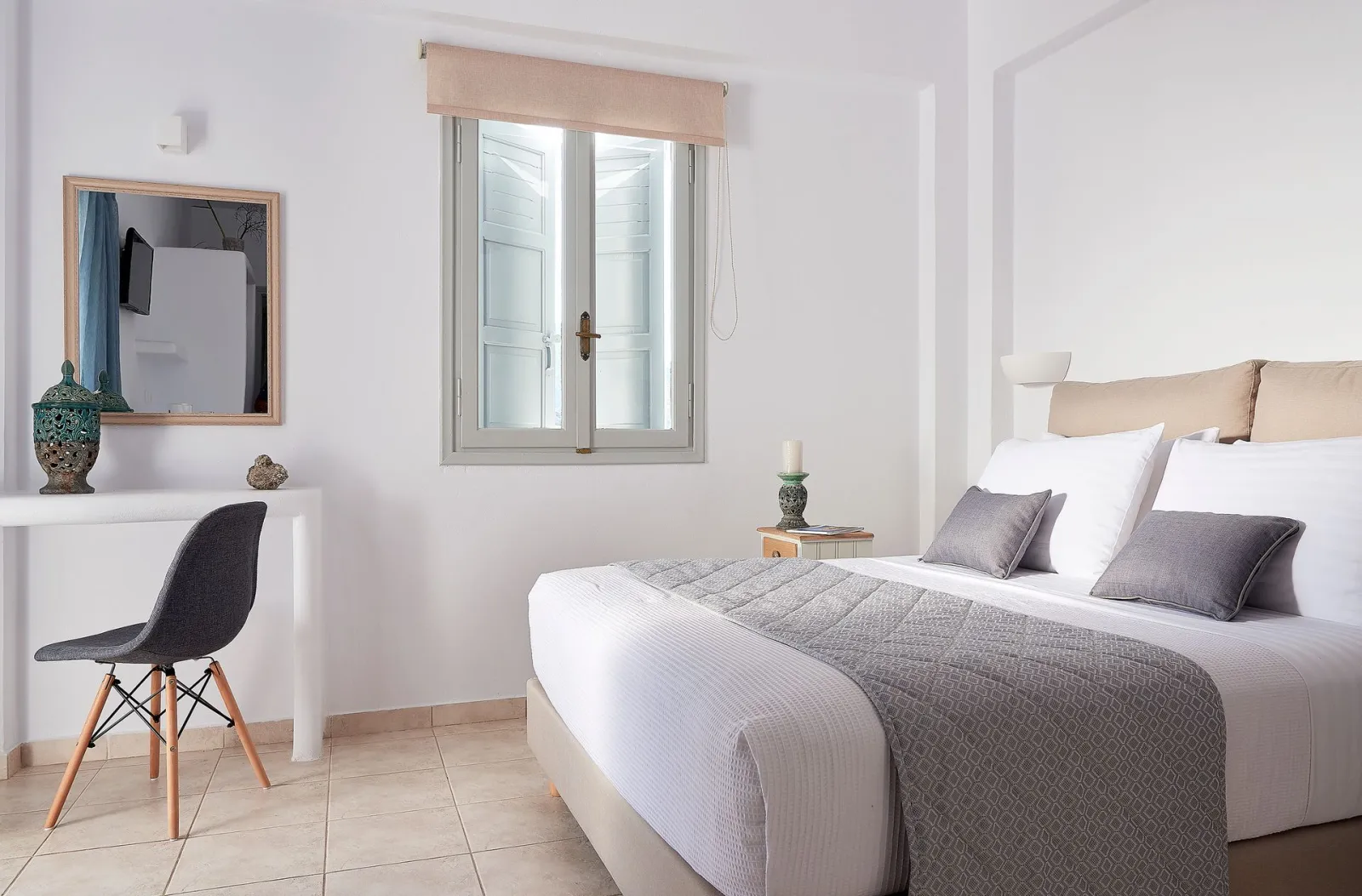 Comfort Double Room with Side Sea View