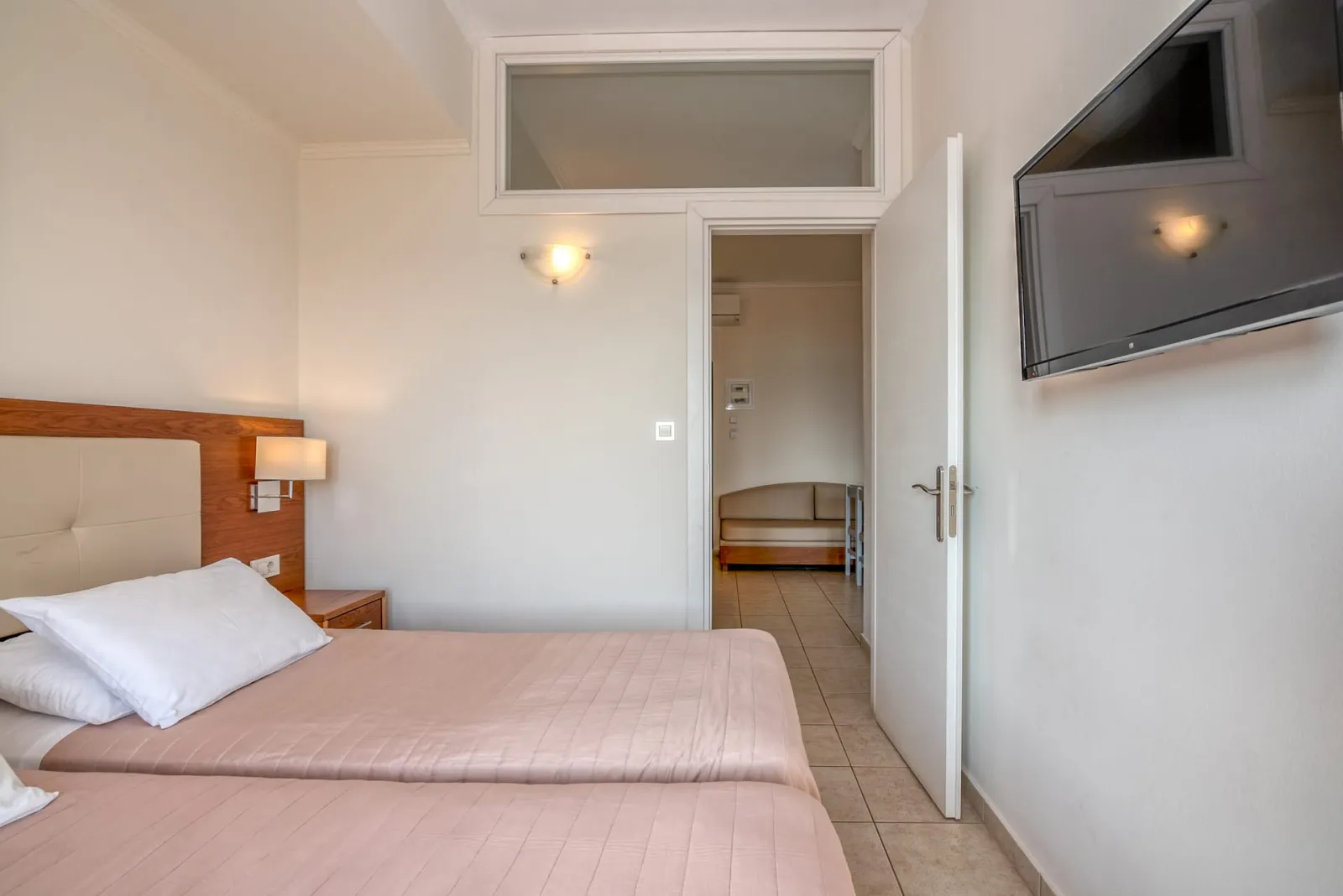Family Two Bedroom Apartment Sea Front