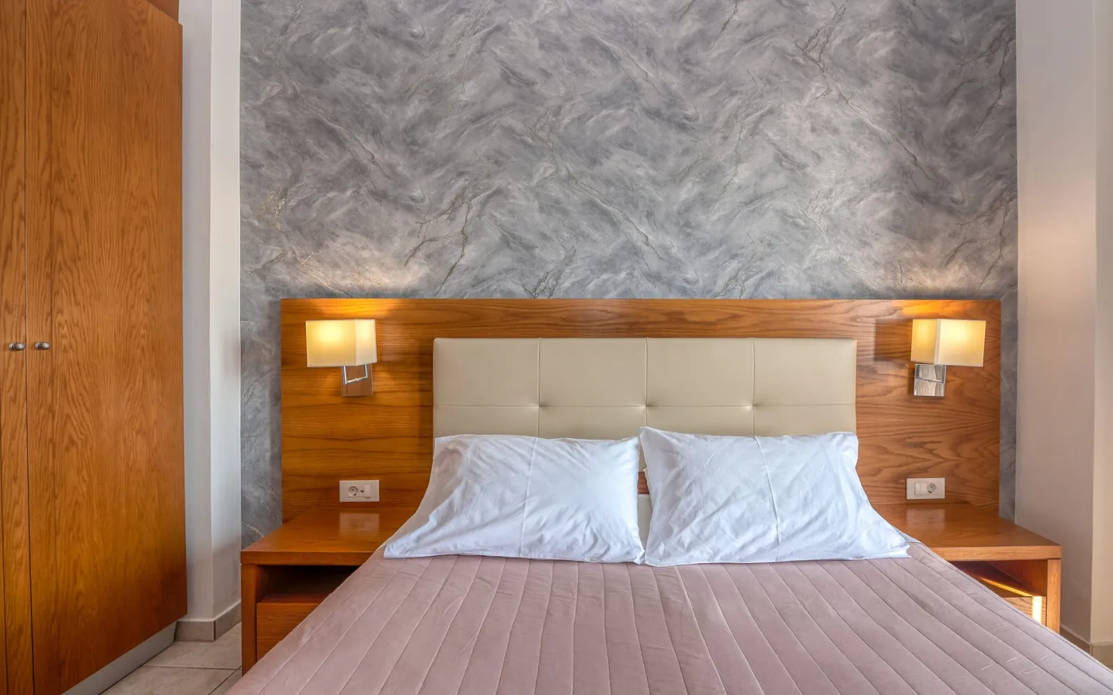Family Two Bedroom Apartment Sea Front