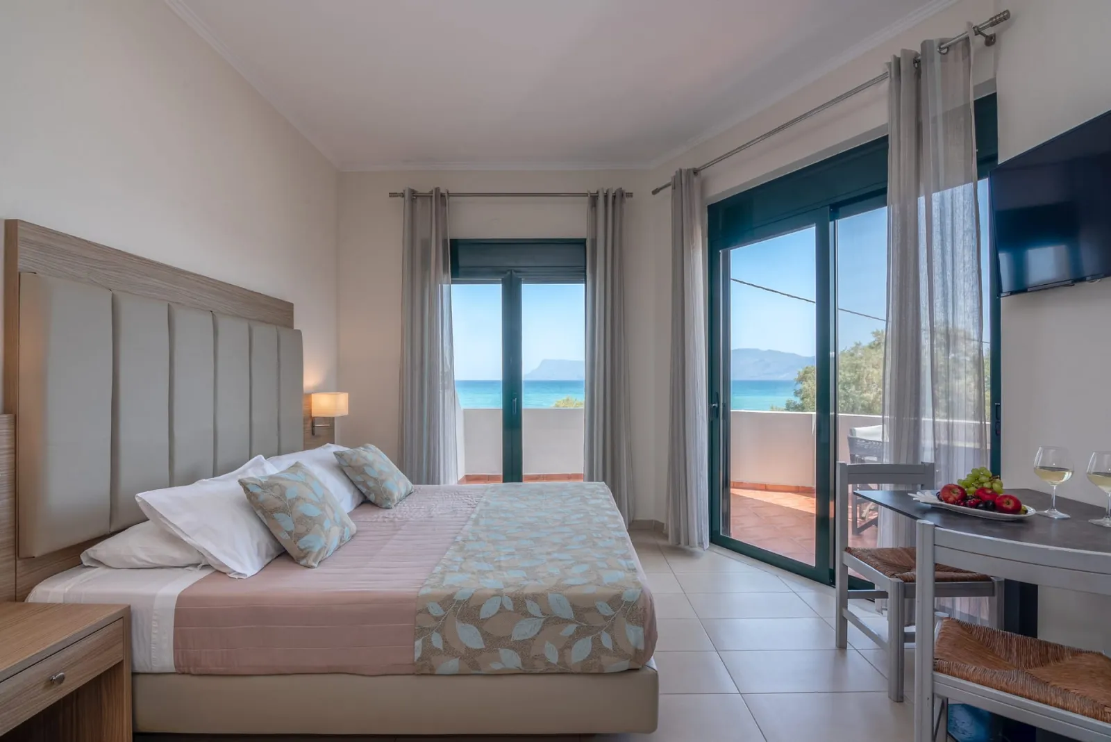 Sea Front Junior Suite