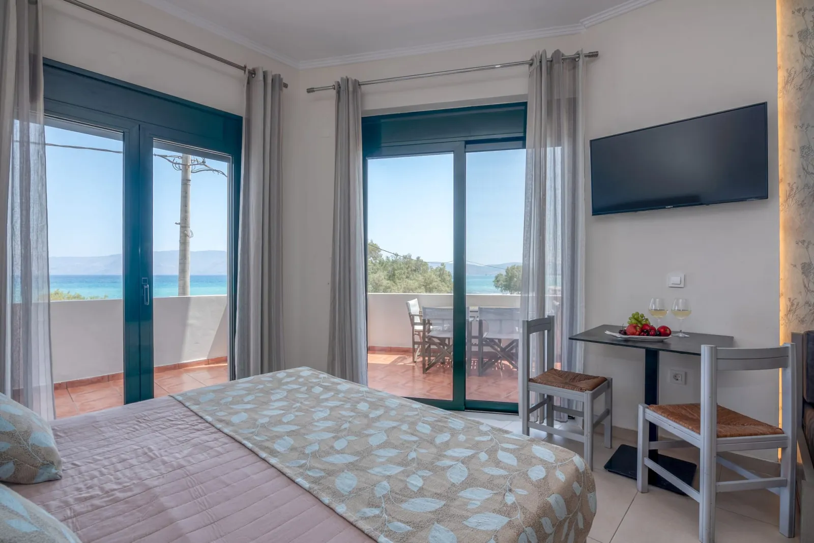 Sea Front Junior Suite