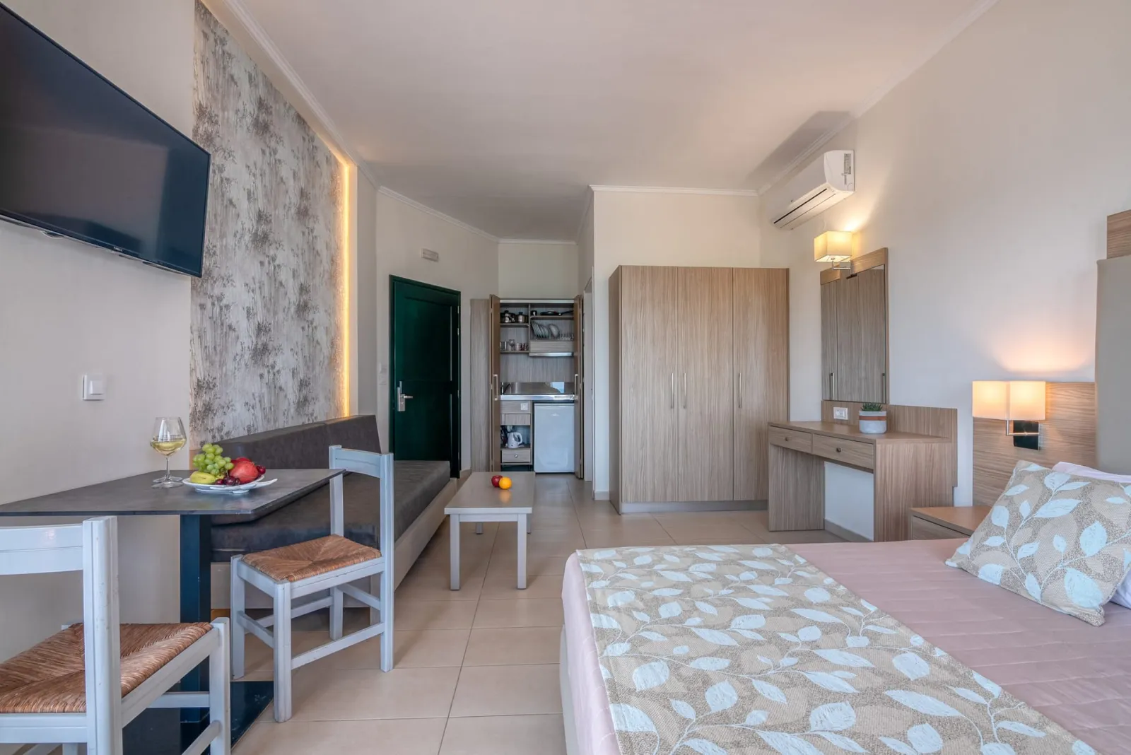 Sea Front Junior Suite