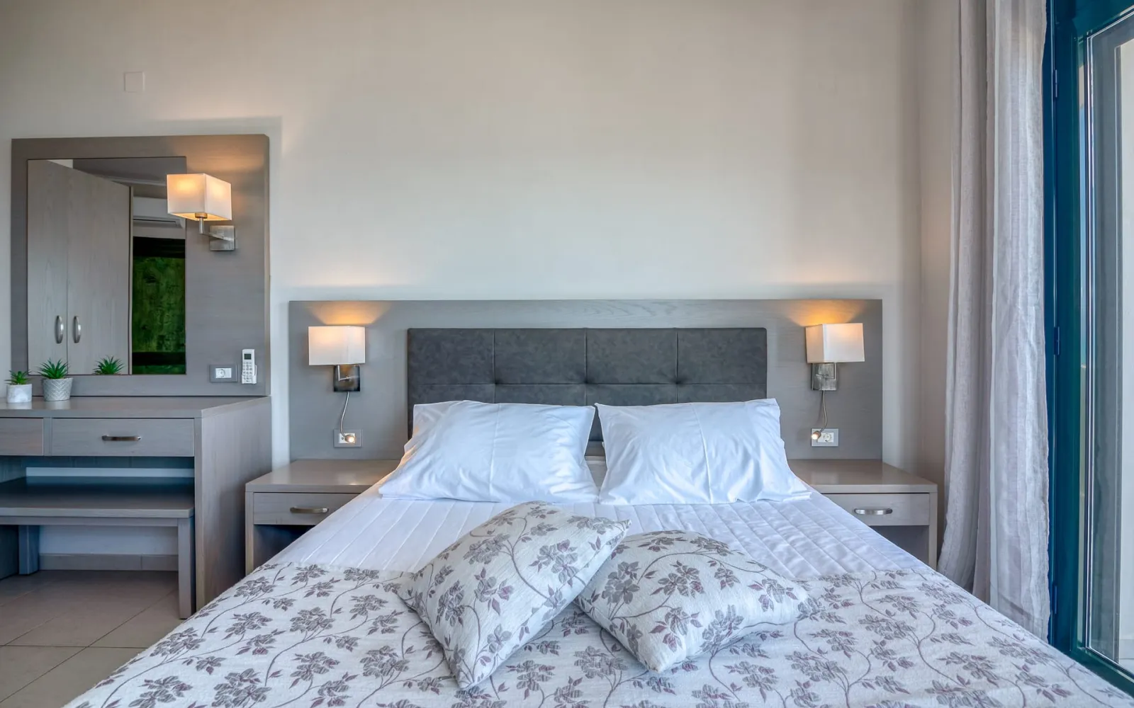 Sea Front Suite