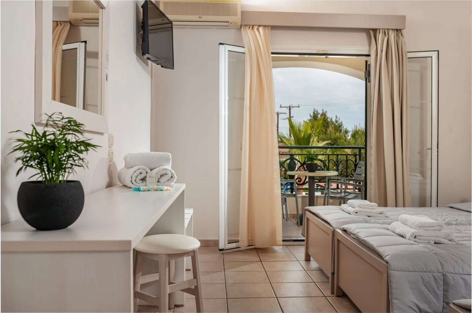 Classic Apartment (Up To 4 Pax)