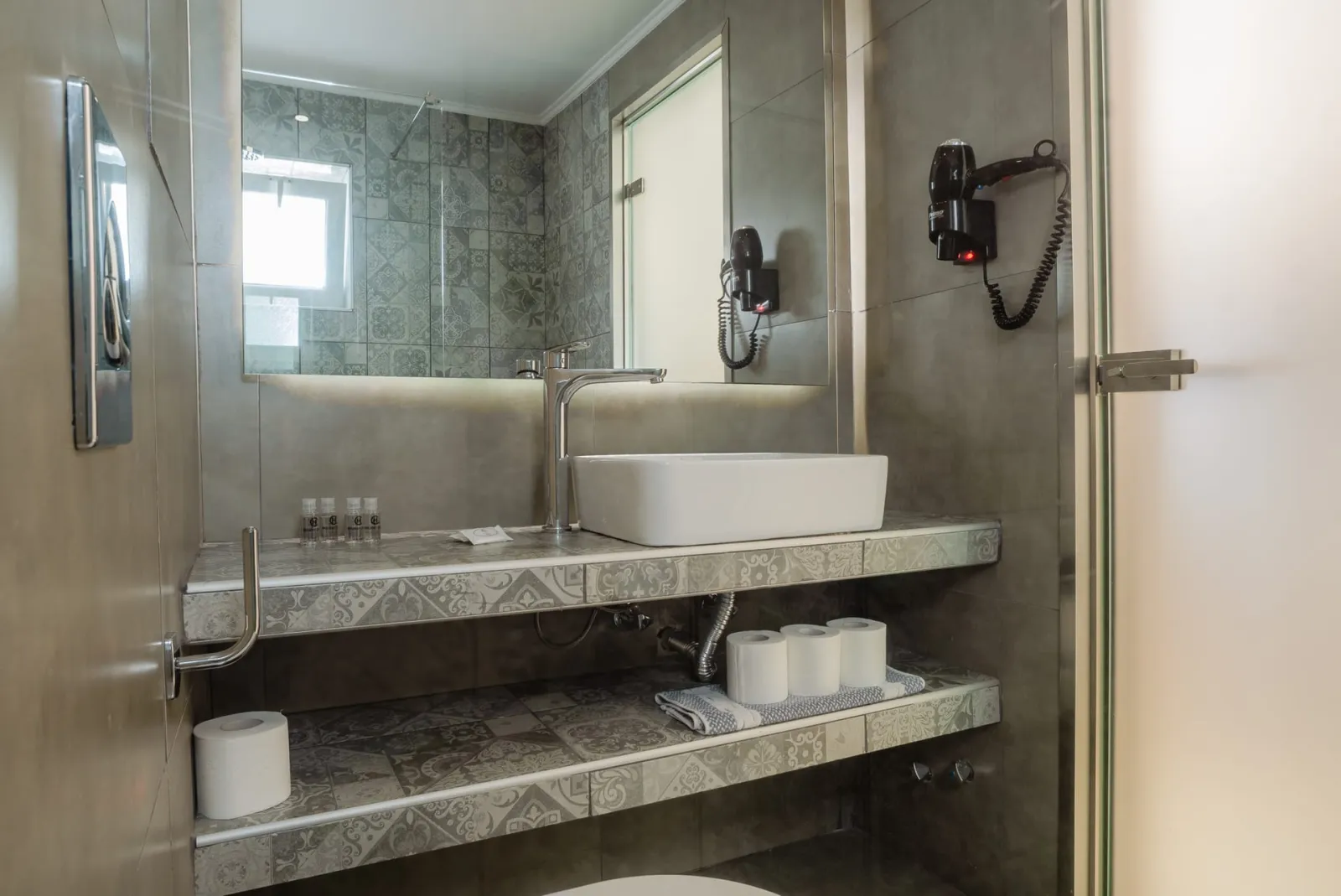 Junior Suite (Up To 2 Pax)